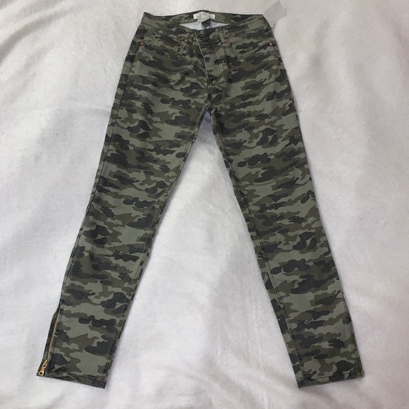 CAMO PANTS - Picture 1 of 5